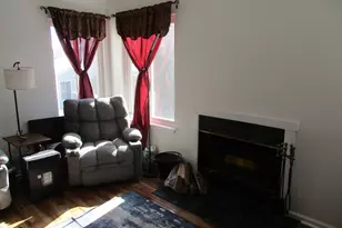 629 Longfellow Dr, Branford, CT 06405 - Photo 4