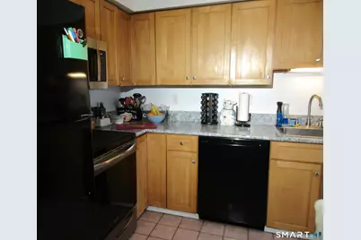 629 Longfellow Drive #629, Branford, CT 06405 - Photo 10