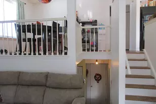 629 Longfellow Dr, Branford, CT 06405 - Photo 6