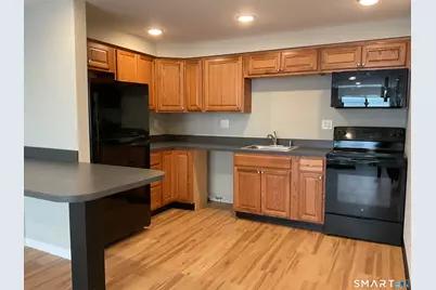 7 Hamre Lane #A, Branford, CT 06405 - Photo 4