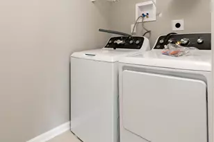 25 Hall Ave, Wallingford, CT 06492 - Photo 14