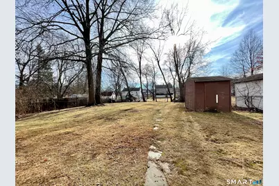 35 Baltic Street, Hartford, CT 06112 - Photo 6