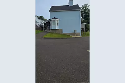 106 Wakelee Road #APT 1, Waterbury, CT 06705 - Photo 4