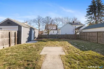 25 Lindsley Place, Stratford, CT 06615 - Photo 8