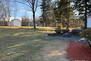 26 Kelly Rd, Hamden, CT 06518 - Photo 6