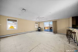 30 Jackson St, Windsor Locks, CT 06096 - Photo 6