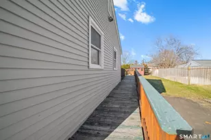 30 Jackson St, Windsor Locks, CT 06096 - Photo 26