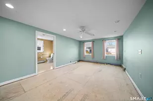 30 Jackson St, Windsor Locks, CT 06096 - Photo 8