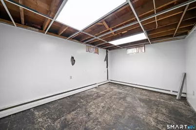 30 Jackson Street, Windsor Locks, CT 06096 - Photo 24