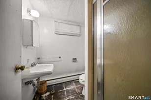 30 Jackson St, Windsor Locks, CT 06096 - Photo 22