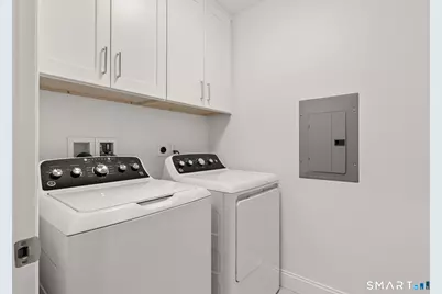 100 New England Avenue, Fairfield, CT 06824 - Photo 12