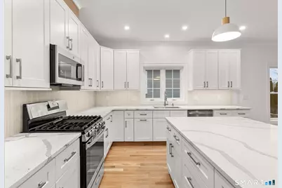 100 New England Avenue, Fairfield, CT 06824 - Photo 2