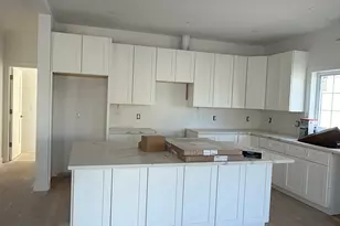 100 New England Ave, Fairfield, CT 06824 - Photo 10