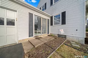 94 Raymond Rd, Windsor Locks, CT 06096 - Photo 2