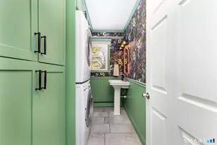 74 Tariffville Rd, Bloomfield, CT 06002 - Photo 14