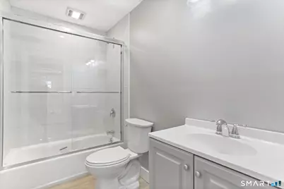 35 Euclid Avenue #A, Stamford, CT 06902 - Photo 12