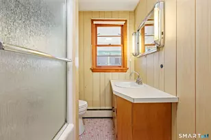 34 Perry Ave, Norwich, CT 06360 - Photo 24