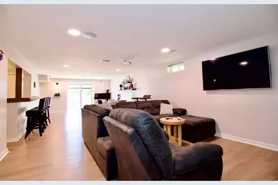 172 Hillandale Boulevard, Torrington, CT 06790 - Photo 36