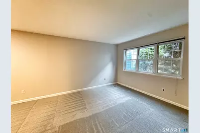 26 Prospect Avenue #F4, Norwalk, CT 06850 - Photo 2