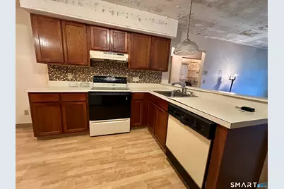 330 Savin Avenue #22, West Haven, CT 06516 - Photo 6