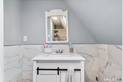 39 Cliff Street, Norwich, CT 06360 - Photo 22