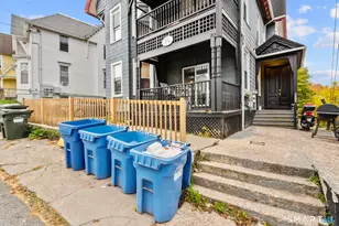 39 Cliff St, Norwich, CT 06360 - Photo 2