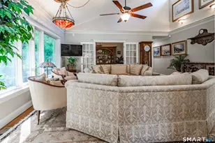 2 Bramble Bush, Avon, CT 06001 - Photo 4