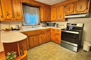 56 Highland Ave, East Windsor, CT 06016 - Photo 2