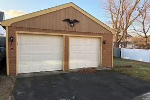 34 Mallory St, Danbury, CT 06810 - Photo 4