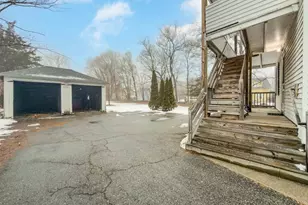 72 Roosevelt Ave, Norwich, CT 06360 - Photo 2