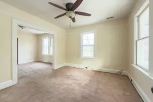 72 Roosevelt Ave, Norwich, CT 06360 - Photo 6