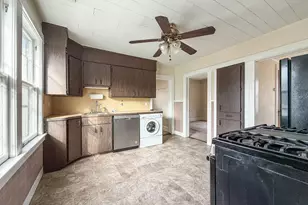 72 Roosevelt Ave, Norwich, CT 06360 - Photo 20