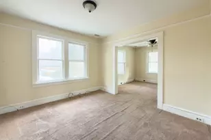 72 Roosevelt Ave, Norwich, CT 06360 - Photo 8