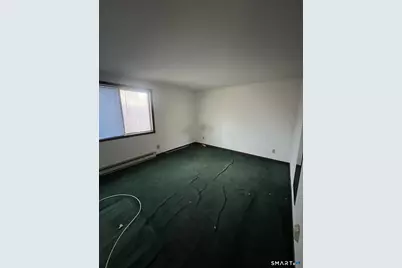 19 Smithfield Avenue, Meriden, CT 06451 - Photo 12