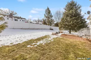 39 Phillips Farm Rd, East Hartford, CT 06118 - Photo 26