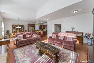 39 Phillips Farm Rd, East Hartford, CT 06118 - Photo 16