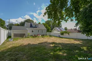 37 Quaker Rd, Hamden, CT 06517 - Photo 18