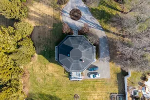 8 W Mystic Ave, Groton, CT 06355 - Photo 6