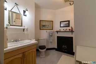 8 W Mystic Ave, Groton, CT 06355 - Photo 28