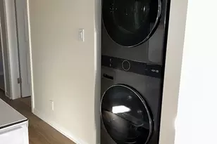 2 Broad St, New Britain, CT 06053 - Photo 4