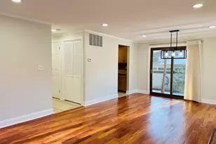 2 Highland Square, Avon, CT 06001 - Photo 14