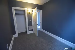 308 Willow St, Bridgeport, CT 06610 - Photo 12