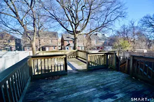 308 Willow St, Bridgeport, CT 06610 - Photo 14