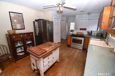 300 Mungertown Road, Madison, CT 06443 - Photo 6