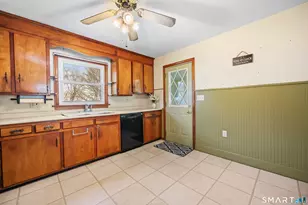 46 Topstone Dr, Danbury, CT 06810 - Photo 10