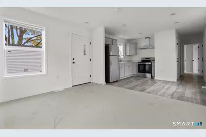 55 Sugar Street #14, Newtown, CT 06470 - Photo 4