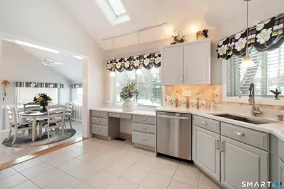 7 Meeting House Lane #7, Shelton, CT 06484 - Photo 8