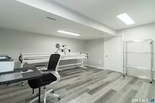 7 Meeting House Ln, Shelton, CT 06484 - Photo 30