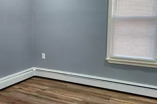 22 King St, Hartford, CT 06114 - Photo 8