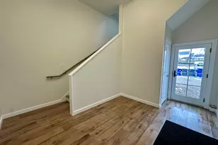 48 Cedar St, Branford, CT 06405 - Photo 8